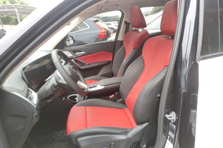 Used BMW X1 2023 sDrive25Li X Design Package Left Front Seat