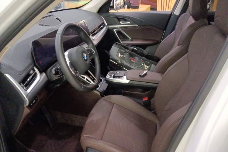Used BMW X1 2023 sDrive25Li M Sport Package Left Front Seat