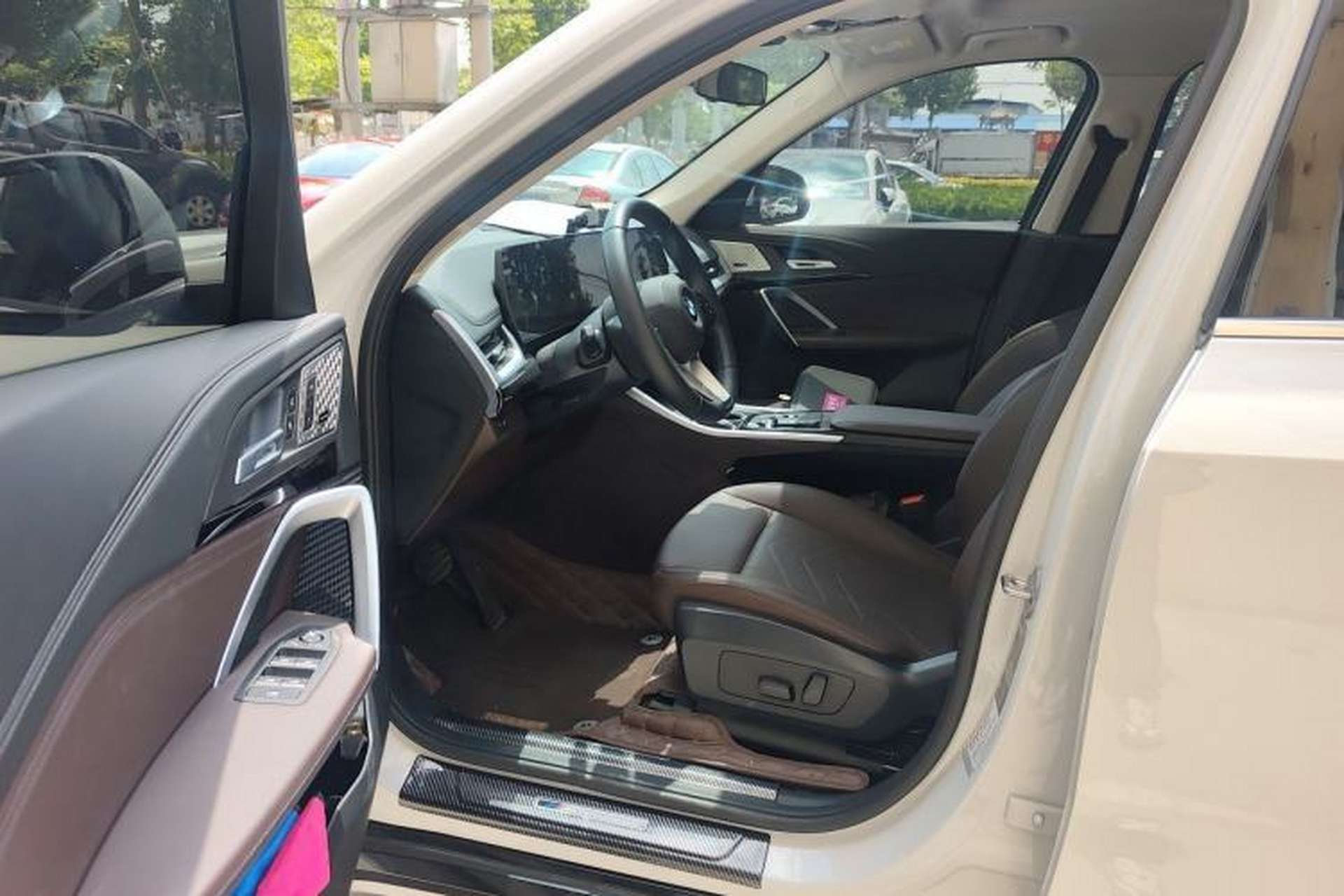 Used BMW X1 2023 sDrive25Li X Design Package Left Front Seat