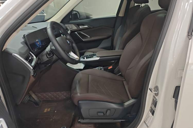 Used BMW X1 2023 sDrive25Li X Design Package Left Front Seat