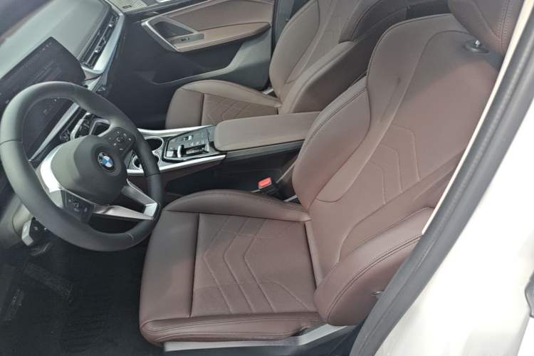 Used BMW X1 2023 sDrive25Li X Design Package Left Front Seat