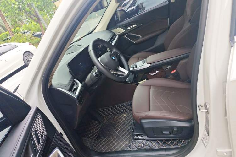 Used BMW X1 2023 sDrive25Li X Design Package Left Front Seat