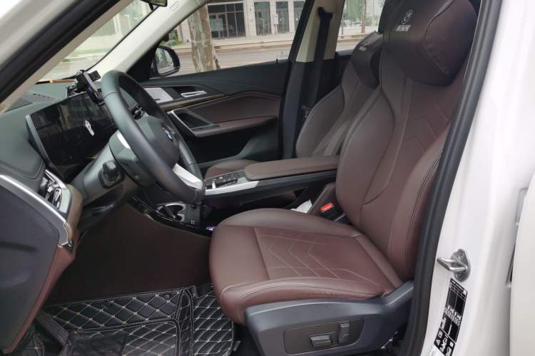 Used BMW X1 2023 xDrive25Li X Design Package Left Front Seat