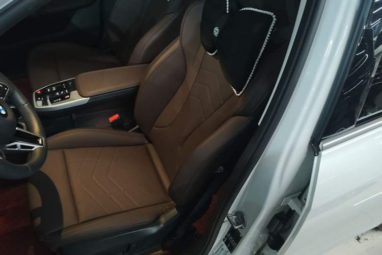 Used BMW X1 2023 sDrive25Li M Sport Package Left Front Seat