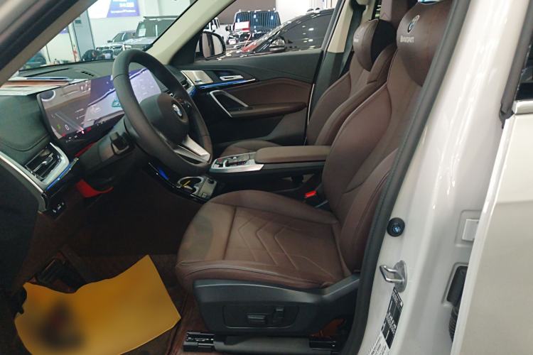 Used BMW X1 2023 sDrive25Li X Design Package Left Front Seat