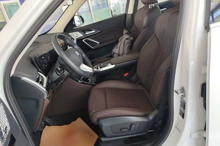 Used BMW X1 2023 sDrive25Li X Design Package Left Front Seat