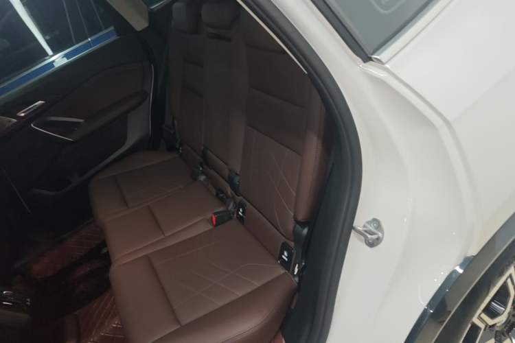 Used BMW X1 2023 sDrive25Li X Design Package Left Rear Seat