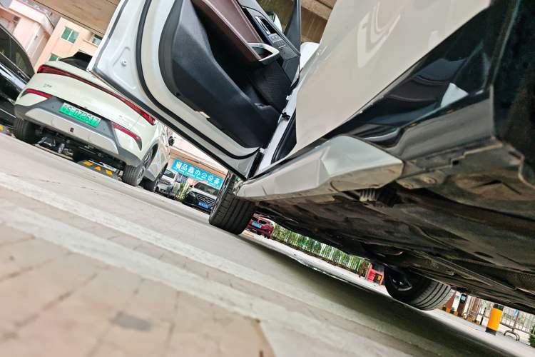 Used BMW X1 2023 sDrive25Li X Design Package Left Side Sill