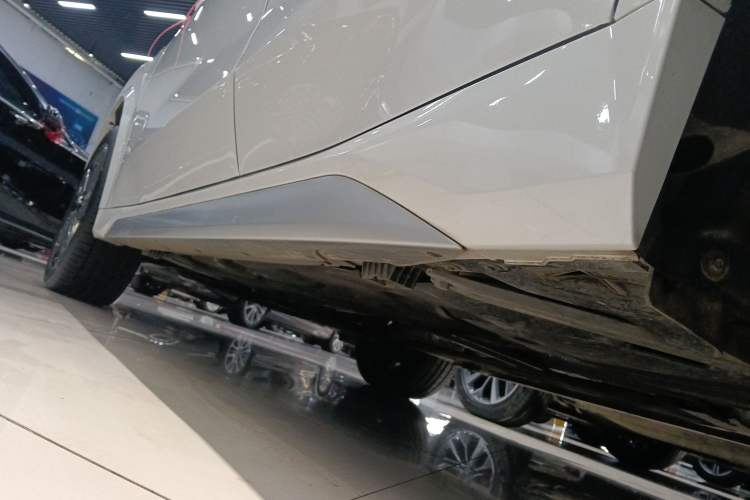 Used BMW X1 2023 sDrive25Li M Sport Package Left Side Sill