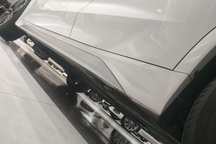 Used BMW X1 2023 sDrive25Li M Sport Package Left Side Sill
