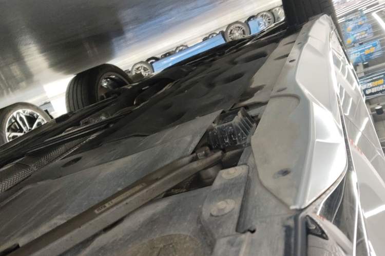 Used BMW X1 2023 sDrive25Li X Design Package Left Side Sill