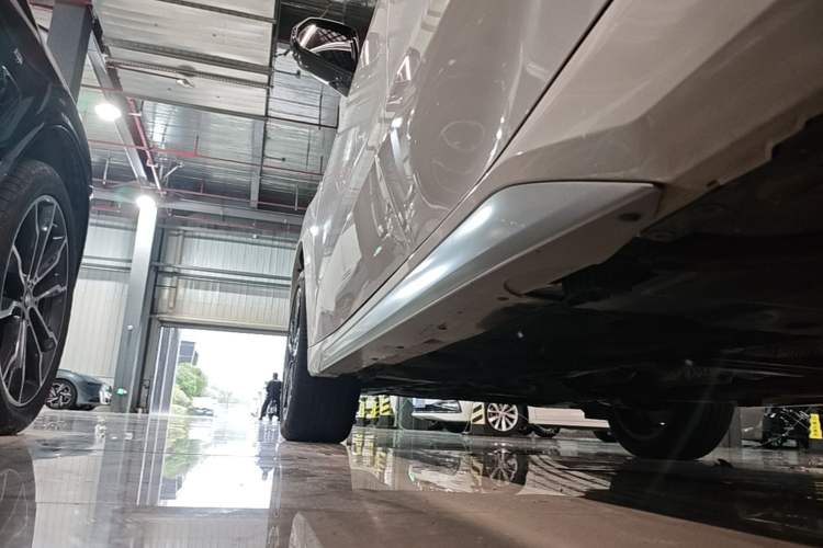 Used BMW X1 2023 sDrive25Li M Sport Package Left Side Sill