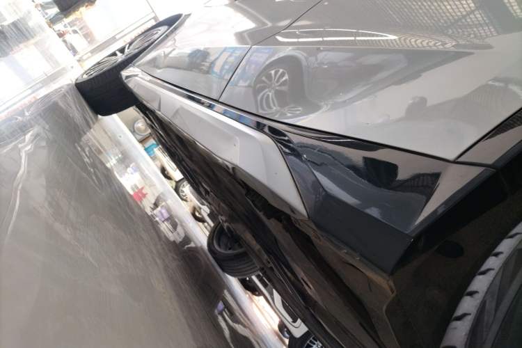 Used BMW X1 2023 xDrive25Li X Design Package Left Side Sill