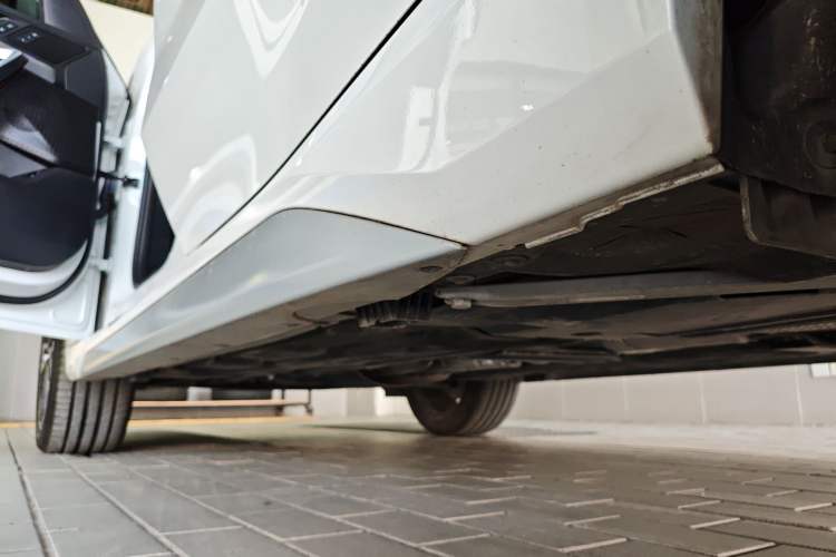 Used BMW X1 2023 sDrive25Li M Sport Package Left Side Sill