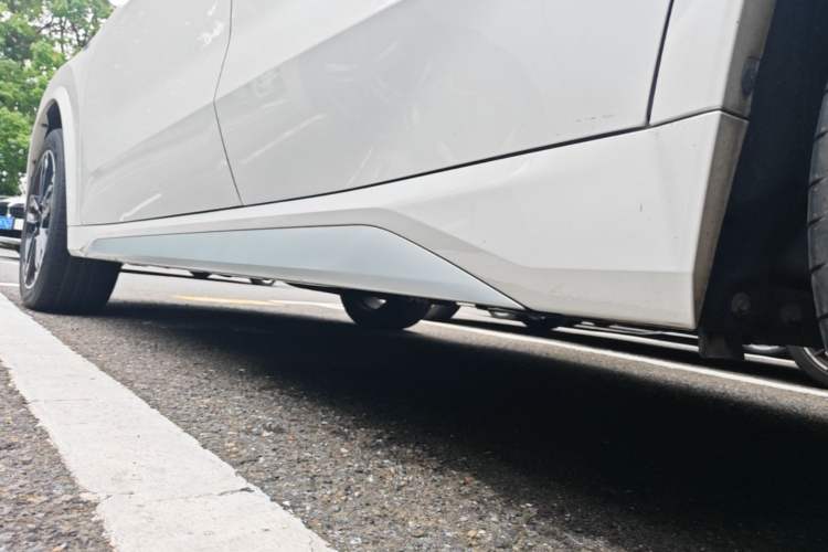Used BMW X1 2023 sDrive25Li M Sport Package Left Side Sill