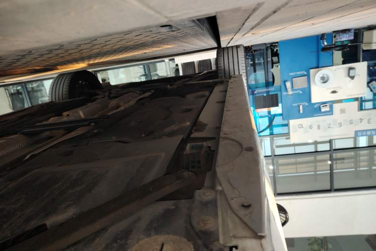 Used BMW X1 2023 xDrive25Li M Sport Package Left Side Sill
