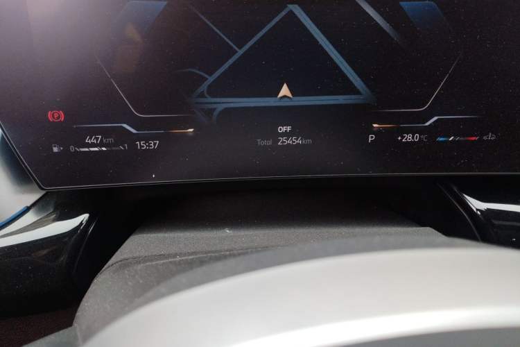 Used BMW X1 2023 sDrive20Li X Design Package Odometer Close Up