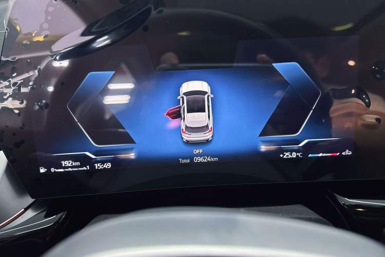 Used BMW X1 2023 sDrive20Li X Design Package Odometer Close Up