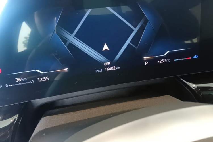 Used BMW X1 2023 sDrive25Li X Design Package Odometer Close Up