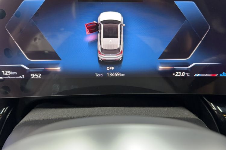 Used BMW X1 2023 sDrive20Li X Design Package Odometer Close Up