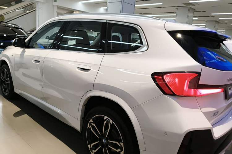 Used BMW X1 2023 sDrive25Li M Sport Package Rear Left 45 Deg
