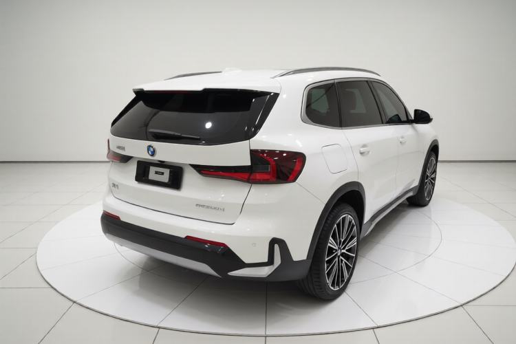 Used BMW X1 2023 xDrive25Li X Design Package Rear Right 45 Deg