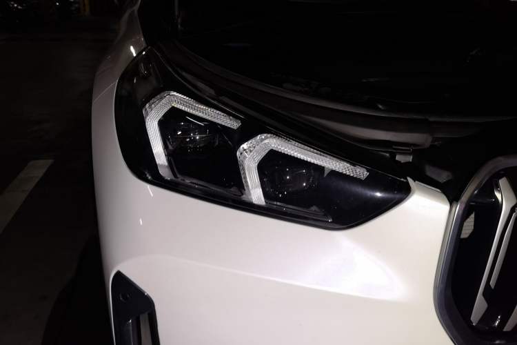 Used BMW X1 2023 sDrive25Li X Design Package Right Front Headlight