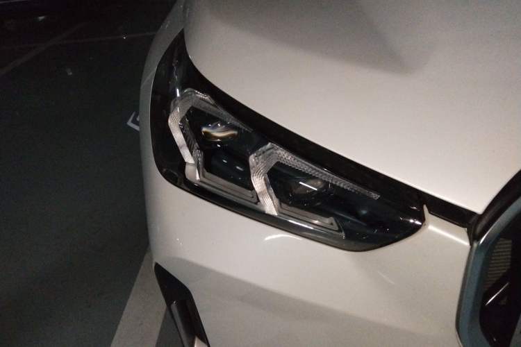 Used BMW X1 2023 sDrive25Li X Design Package Right Front Headlight