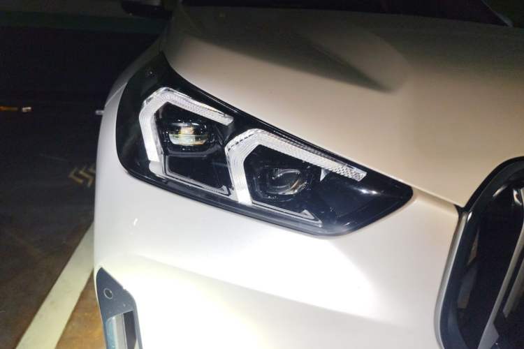 Used BMW X1 2023 sDrive25Li X Design Package Right Front Headlight