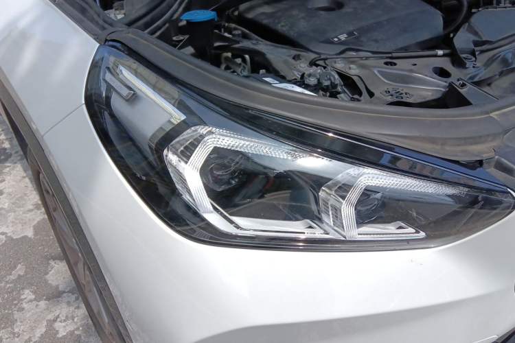 Used BMW X1 2023 sDrive20Li X Design Package Right Front Headlight