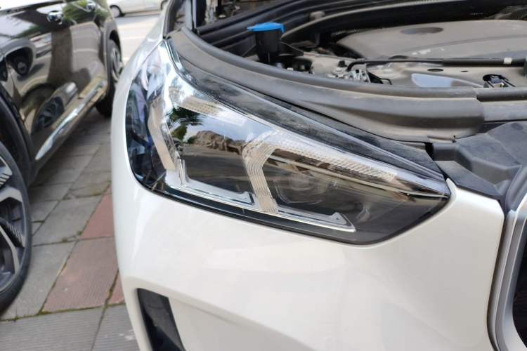 Used BMW X1 2023 xDrive25Li M Sport Package Right Front Headlight
