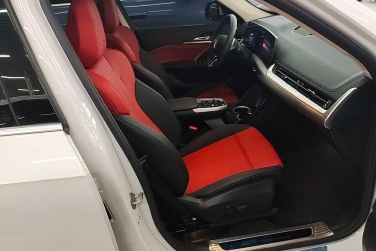 Used BMW X1 2023 sDrive25Li M Sport Package Right Front Seat