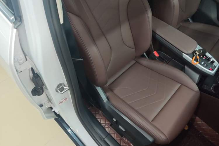 Used BMW X1 2023 sDrive25Li X Design Package Right Front Seat