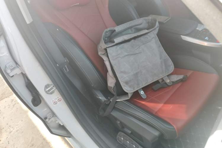 Used BMW X1 2023 sDrive25Li M Sport Package Right Front Seat