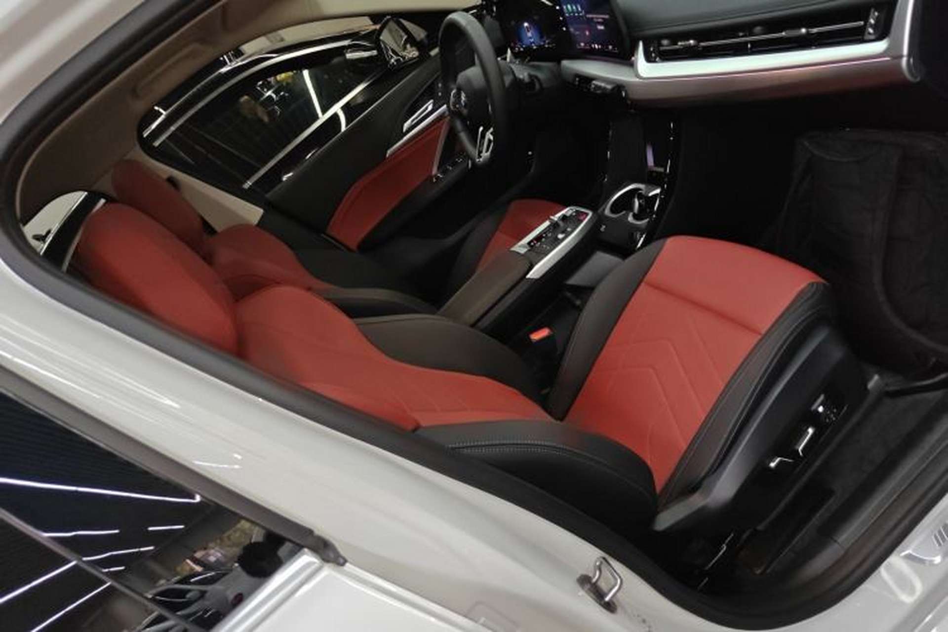 Used BMW X1 2023 sDrive25Li M Sport Package Right Front Seat