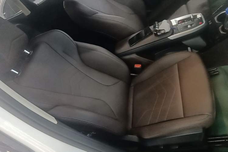 Used BMW X1 2023 sDrive25Li X Design Package Right Front Seat