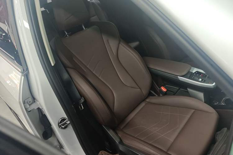 Used BMW X1 2023 sDrive25Li M Sport Package Right Front Seat