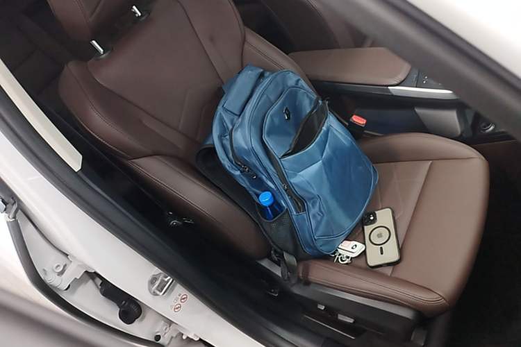 Used BMW X1 2023 sDrive25Li X Design Package Right Front Seat