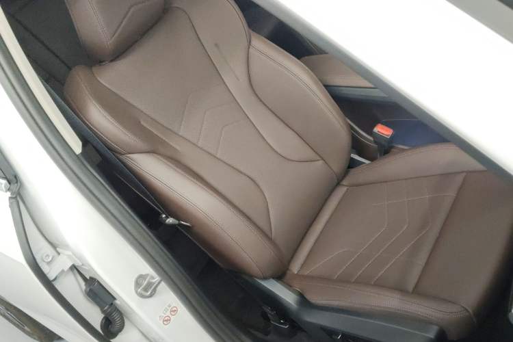 Used BMW X1 2023 sDrive25Li X Design Package Right Front Seat