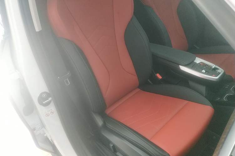 Used BMW X1 2023 xDrive25Li X Design Package Right Front Seat