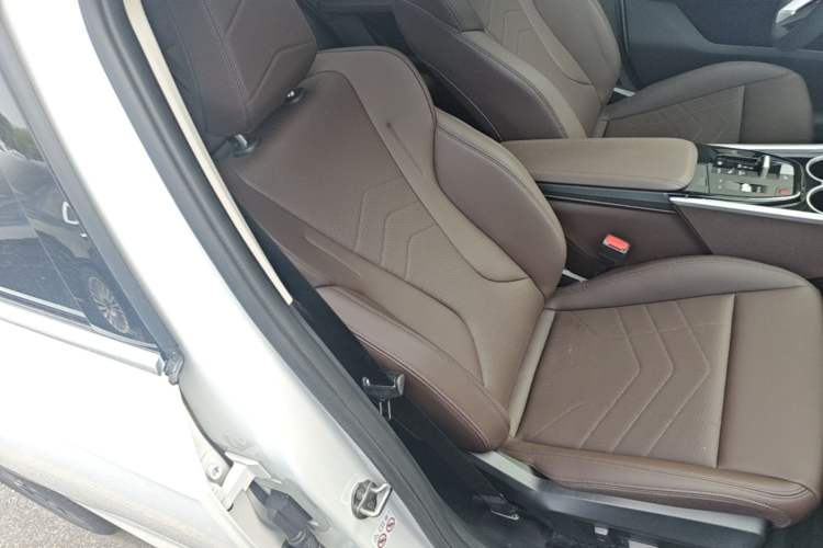 Used BMW X1 2023 sDrive25Li X Design Package Right Front Seat