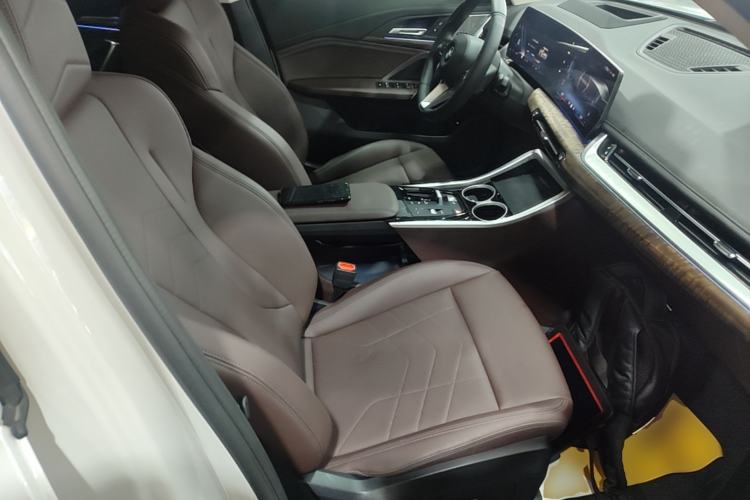 Used BMW X1 2023 xDrive25Li X Design Package Right Front Seat