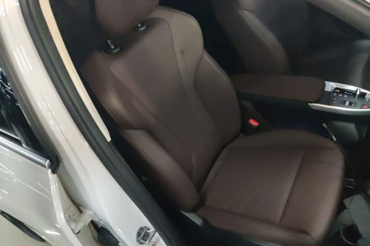 Used BMW X1 2023 sDrive25Li M Sport Package Right Front Seat