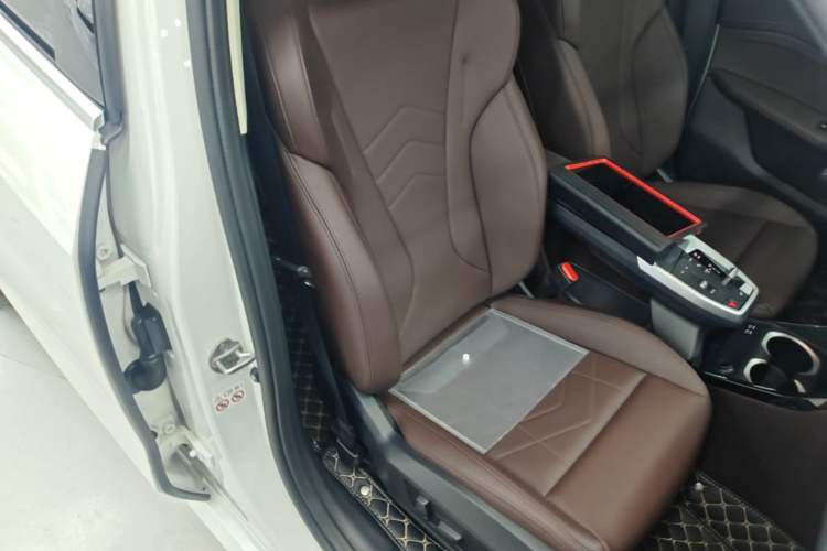 Used BMW X1 2023 xDrive25Li M Sport Package Right Front Seat