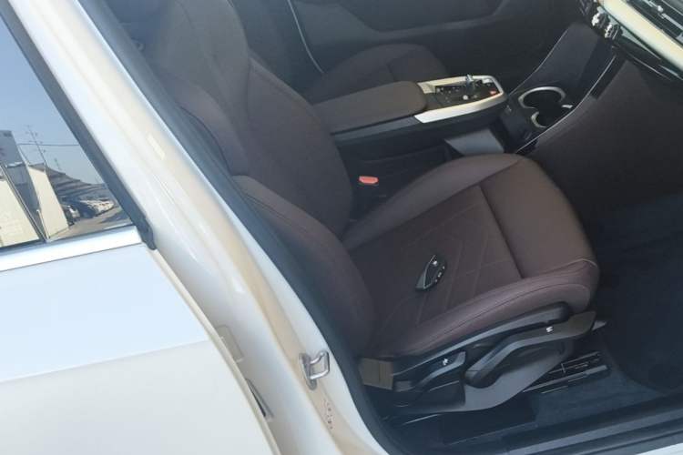 Used BMW X1 2023 sDrive20Li X Design Package Right Front Seat