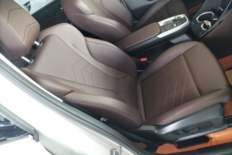 Used BMW X1 2023 xDrive25Li X Design Package Right Front Seat