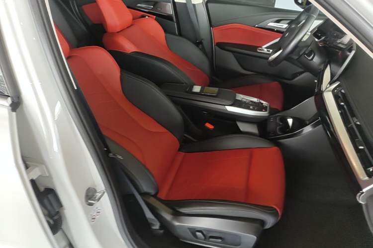 Used BMW X1 2023 sDrive25Li X Design Package Right Front Seat