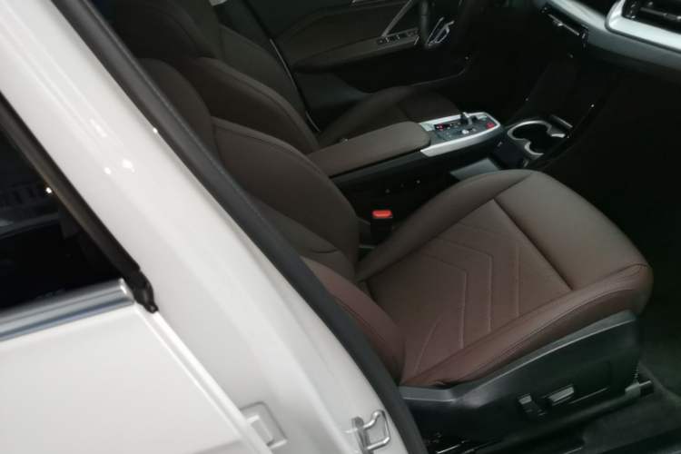 Used BMW X1 2023 sDrive25Li M Sport Package Right Front Seat