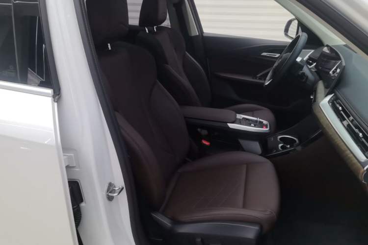 Used BMW X1 2023 xDrive25Li X Design Package Right Front Seat