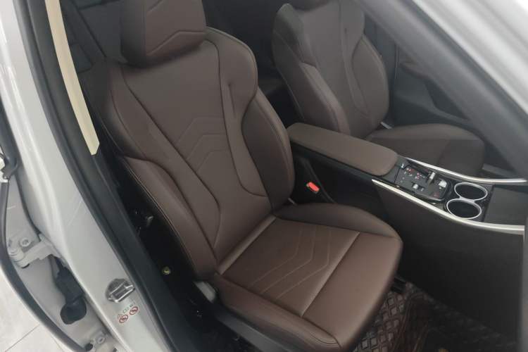 Used BMW X1 2023 sDrive25Li M Sport Package Right Front Seat
